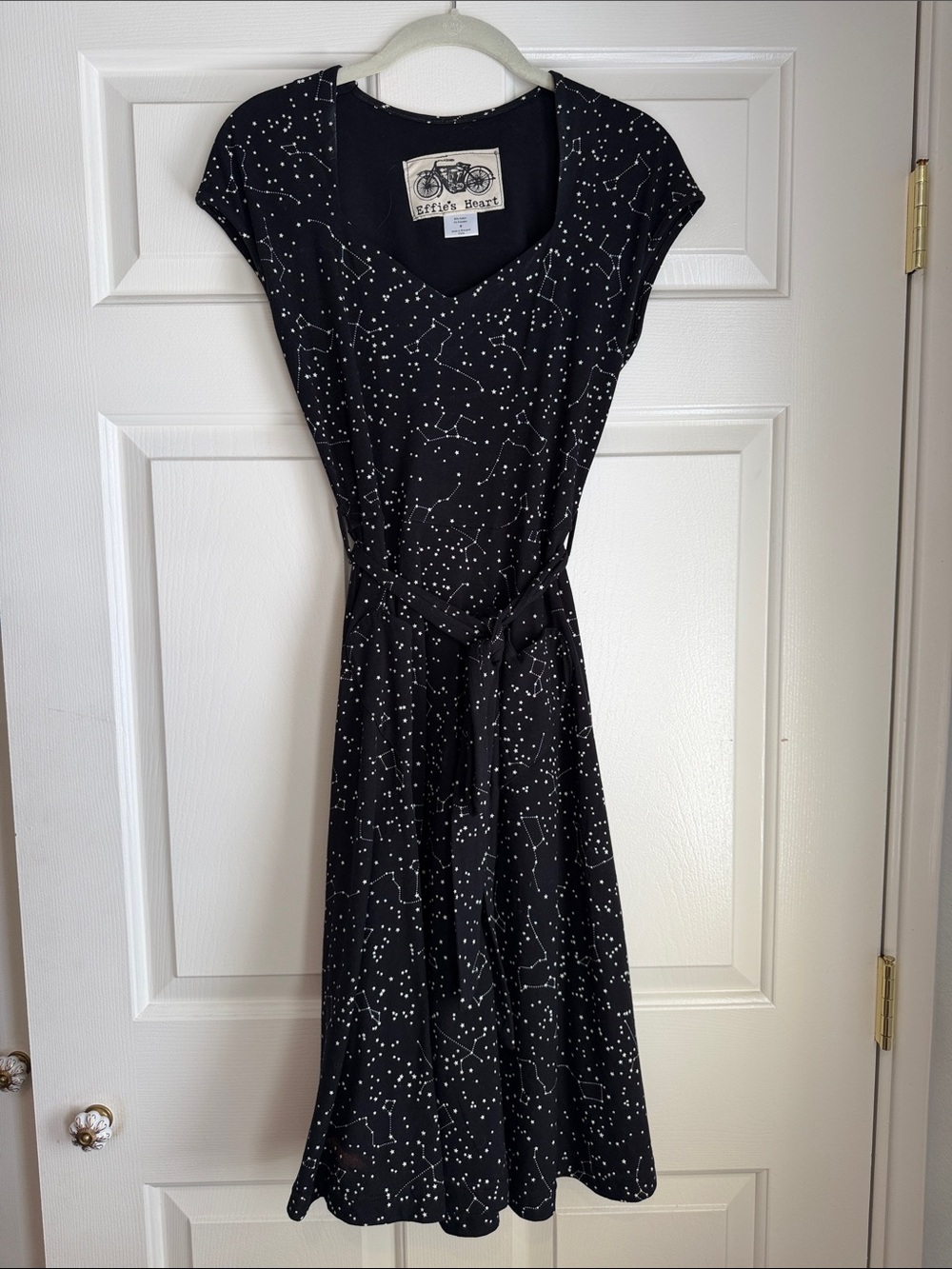 Effie's Heart Black Constellation Tie-Waist Cap Sleeve Dress